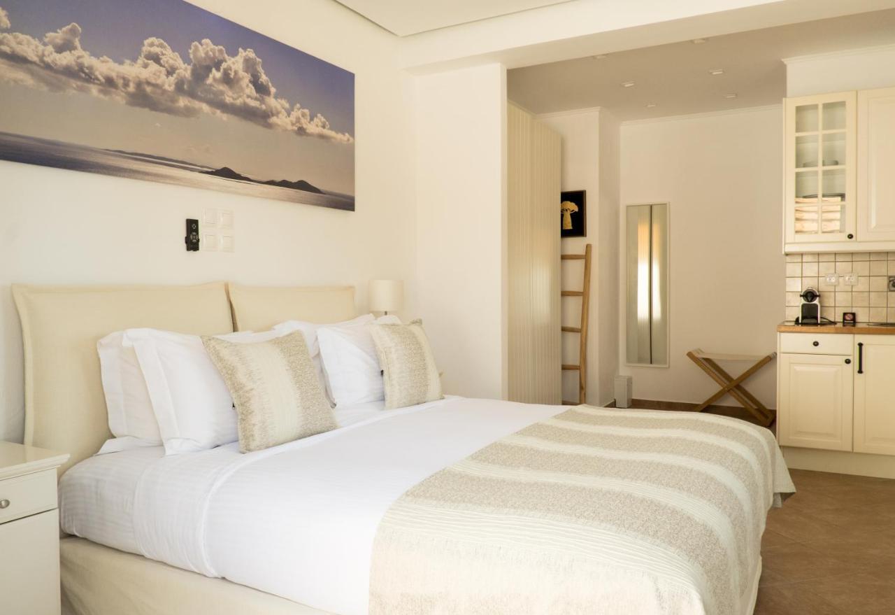 The Infinity 180 Luxury Suites Милия Экстерьер фото